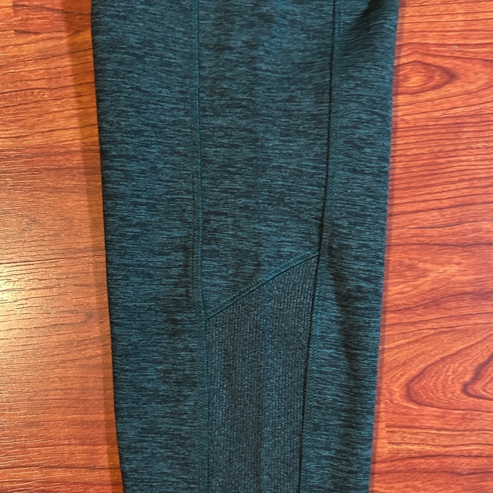 PINK Victoria's Secret Hunter Green Cozy Leggings - Picture 6 of 9